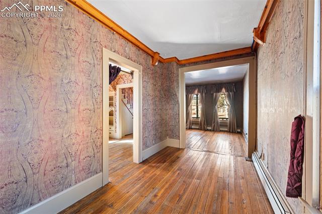 310 E Whiting Avenue