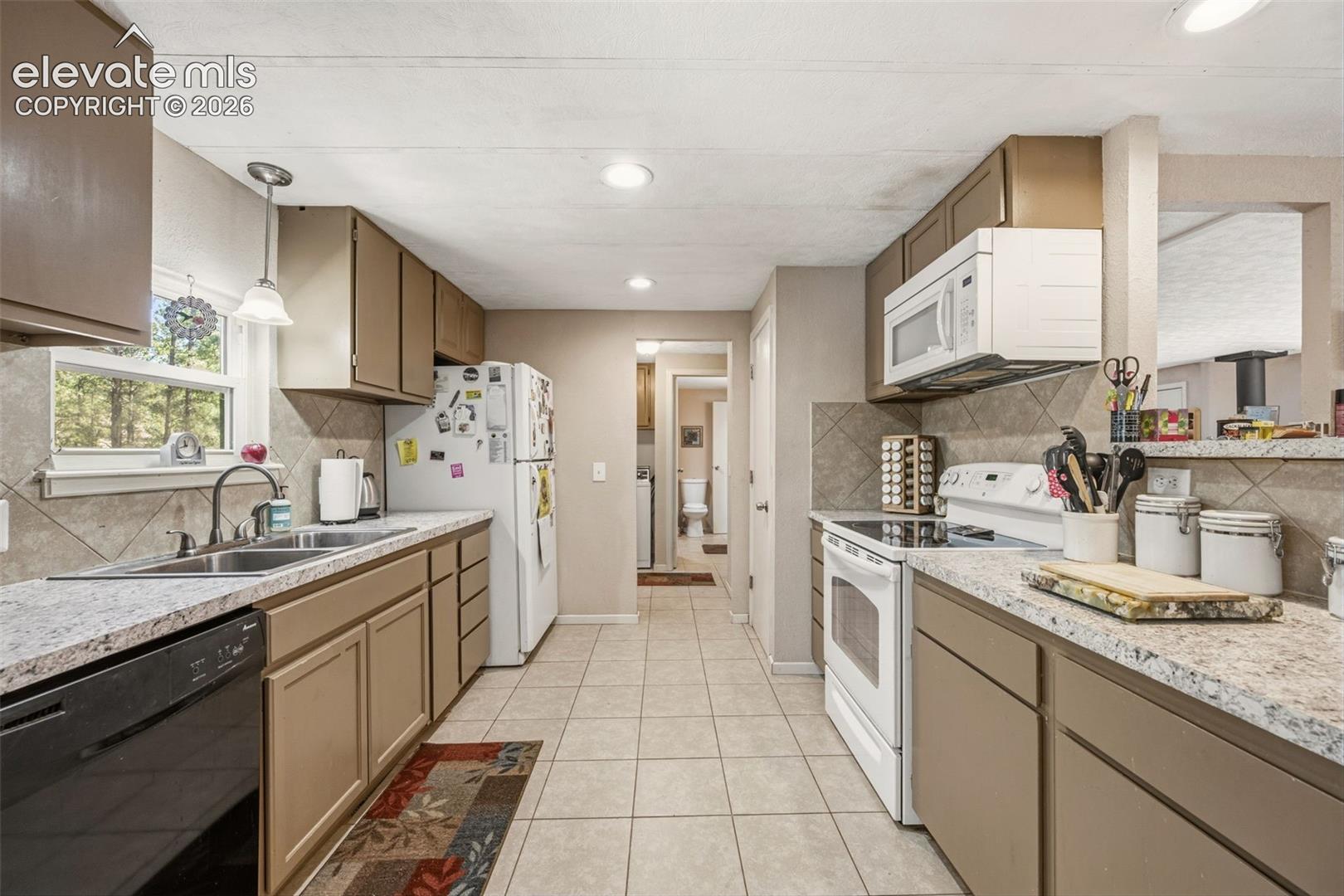 1299 Pikes Peak Drive