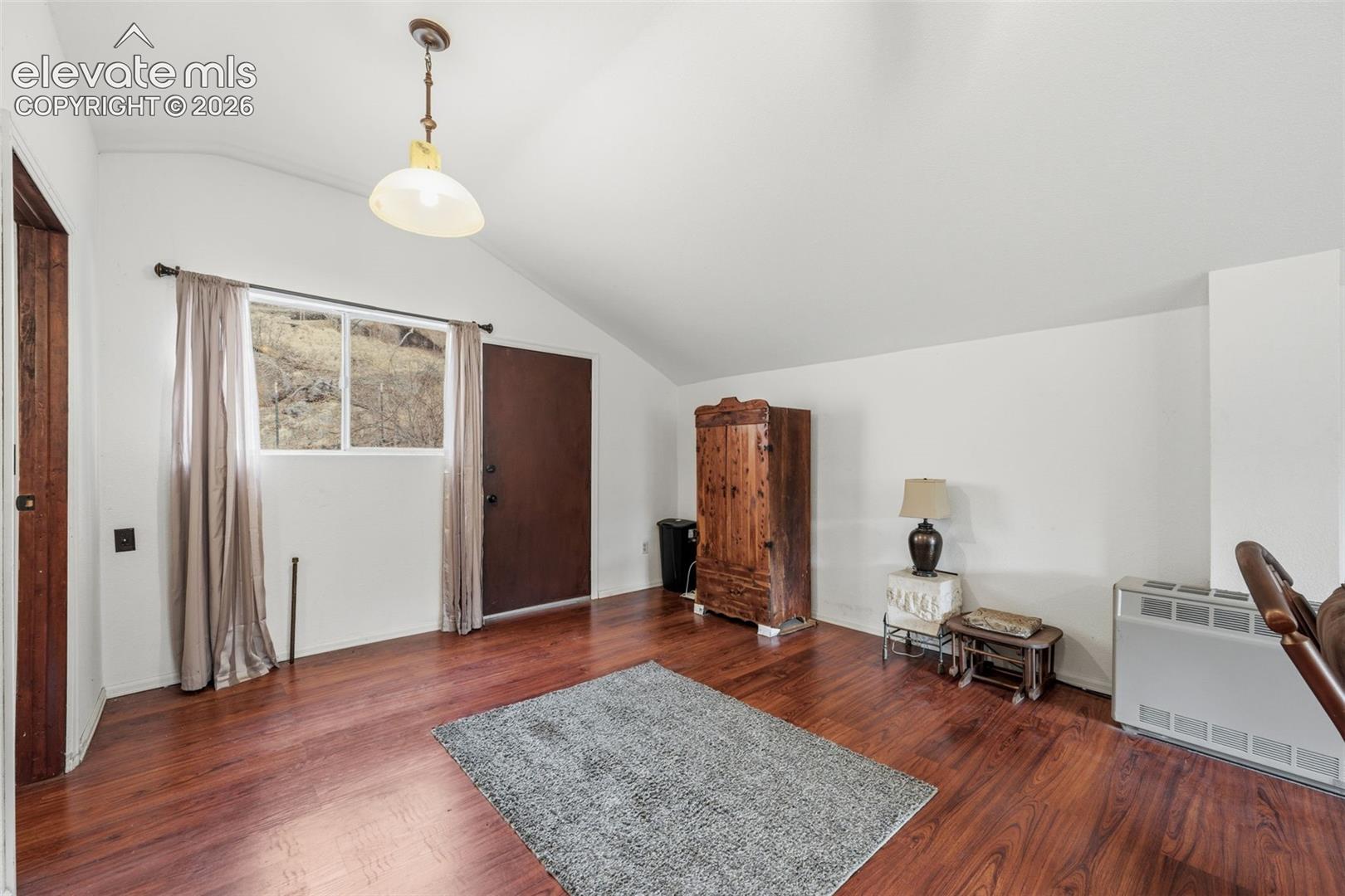 553 Arrowhead Road