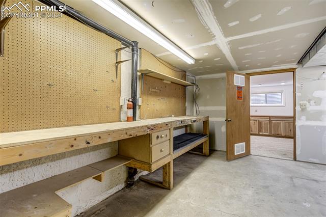 4726 Vista View Lane