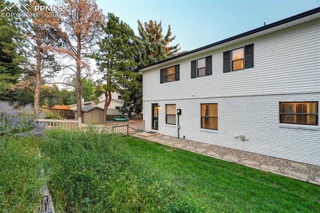 4726 Vista View Lane
