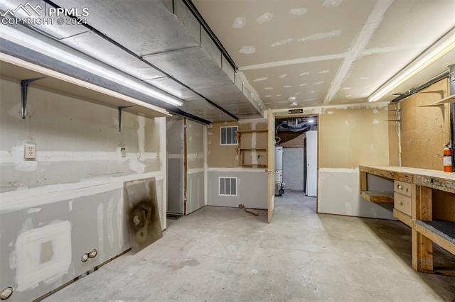 4726 Vista View Lane