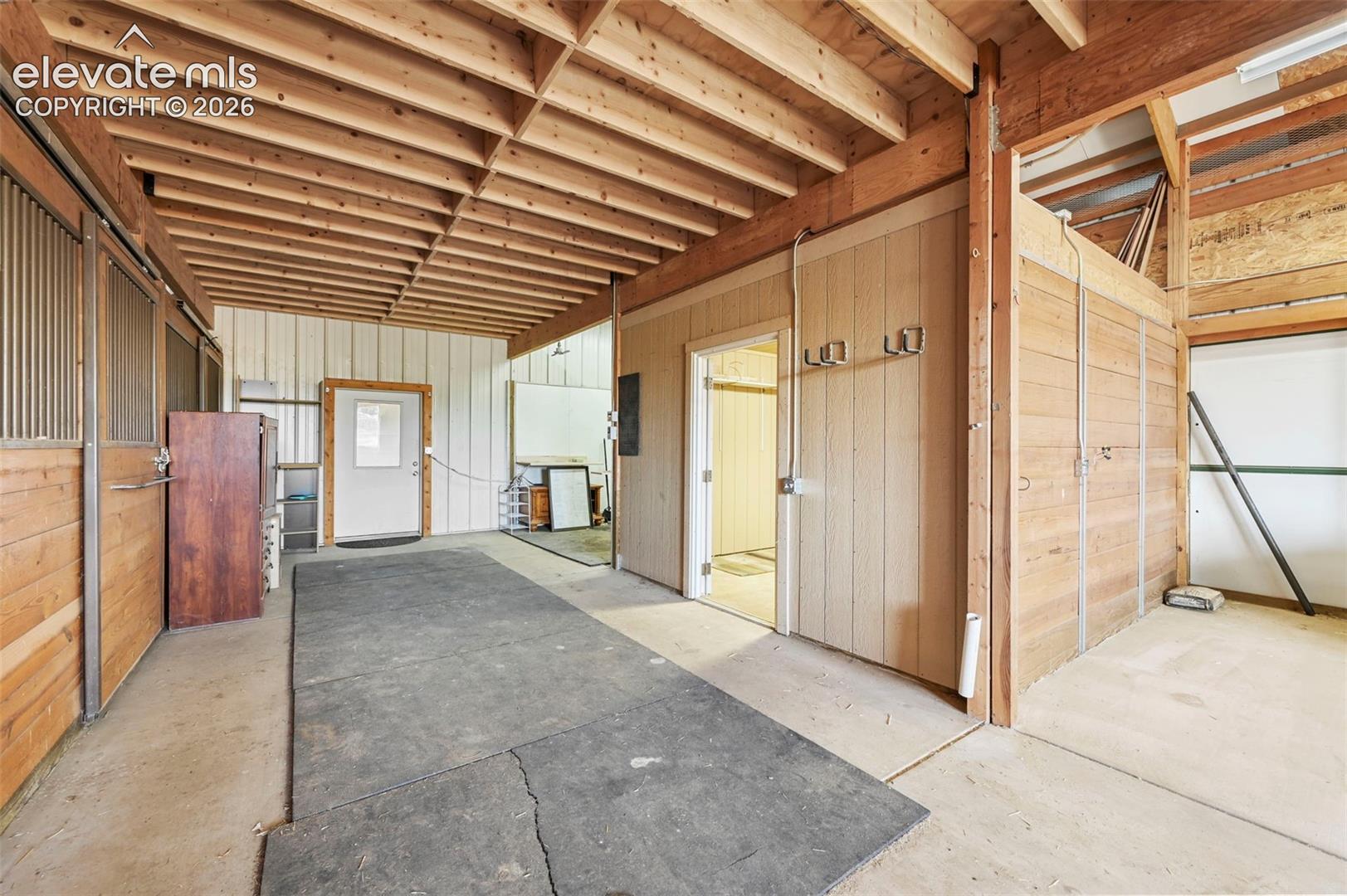 224 Lakeview Forest Heights