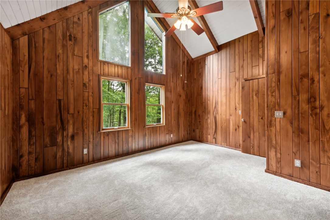 202 Greenbrier Rd