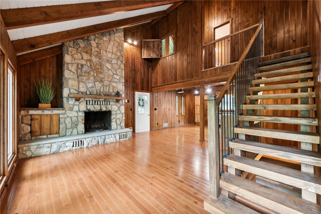 202 Greenbrier Rd