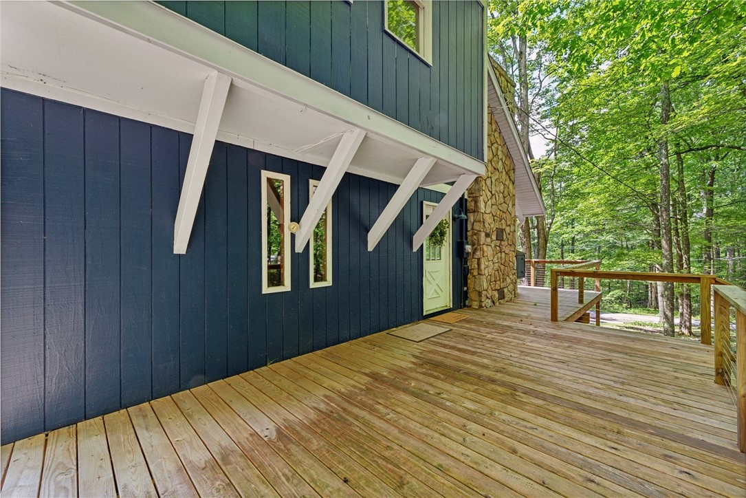 202 Greenbrier Rd