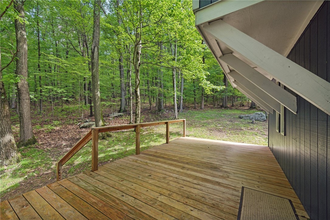 202 Greenbrier Rd