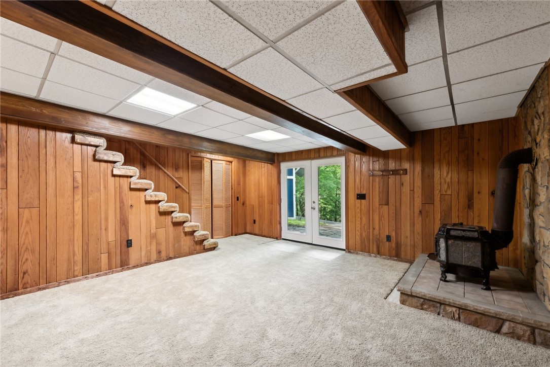 202 Greenbrier Rd