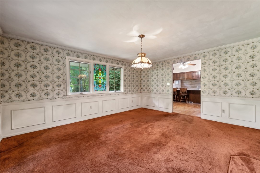 2213 Hall Ct
