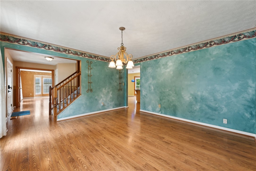 881 Castleview Dr