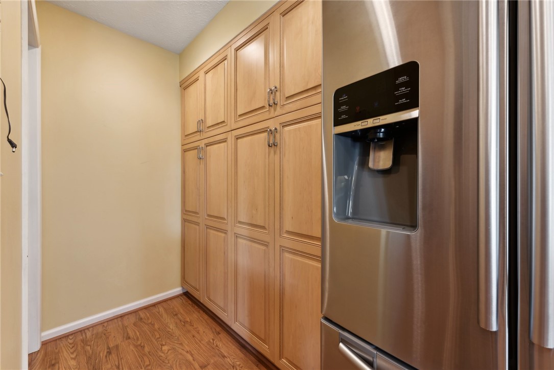 881 Castleview Dr