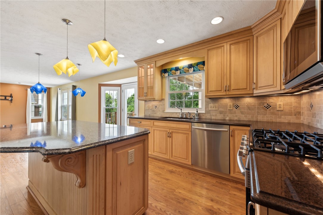 881 Castleview Dr