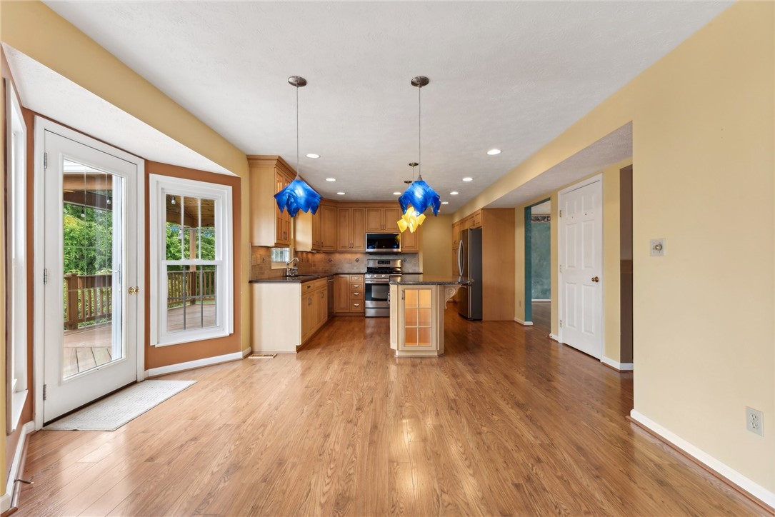 881 Castleview Dr
