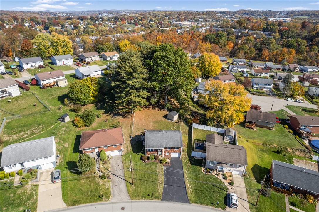 461 Country Hills Dr