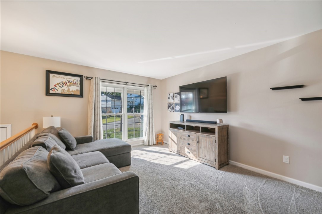 461 Country Hills Dr