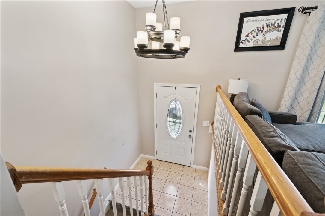 461 Country Hills Dr