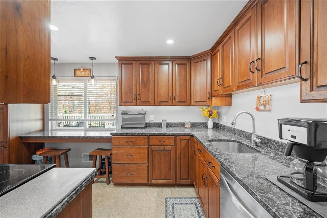 336 Maple Rd