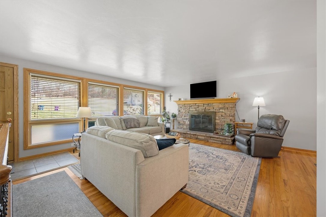 336 Maple Rd