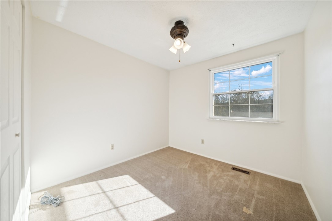 1828 Ivanhoe Dr