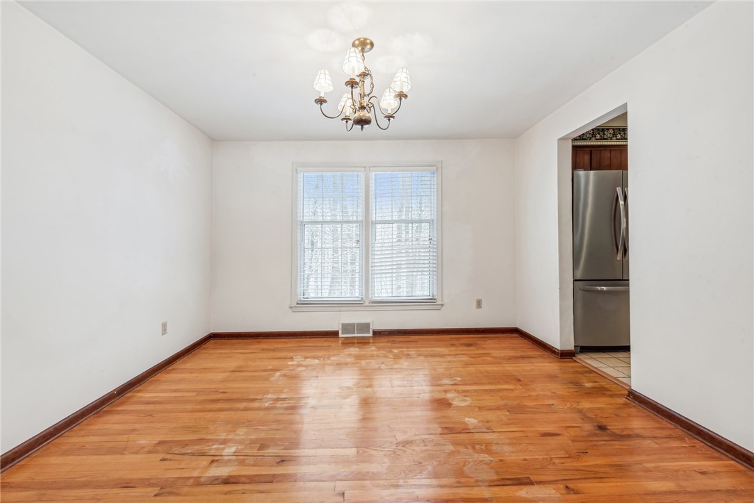 1713 Ridge Rd