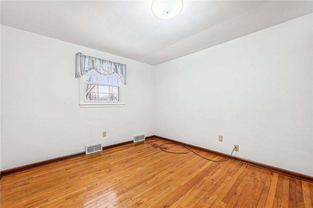 1713 Ridge Rd