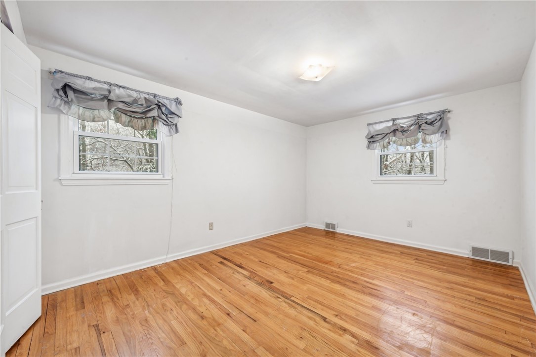 1713 Ridge Rd