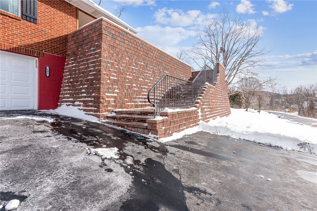 202 Sandy Hill Rd