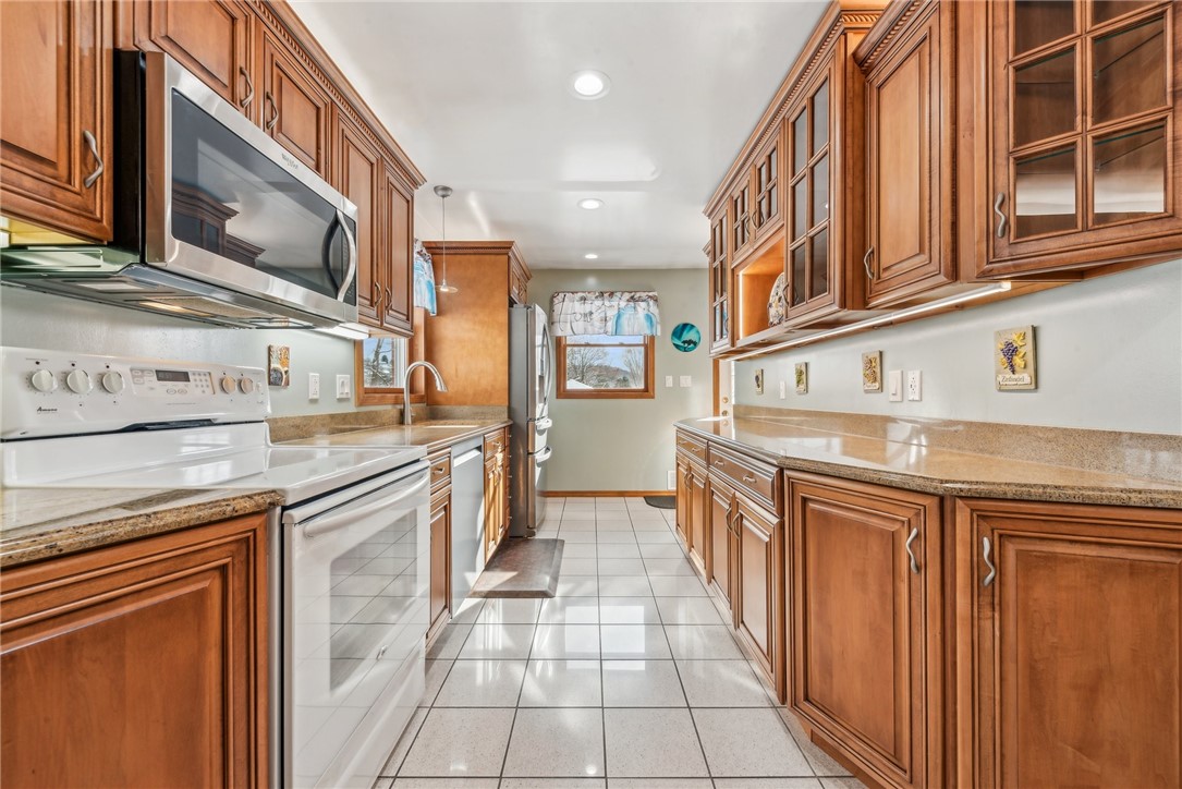 202 Sandy Hill Rd