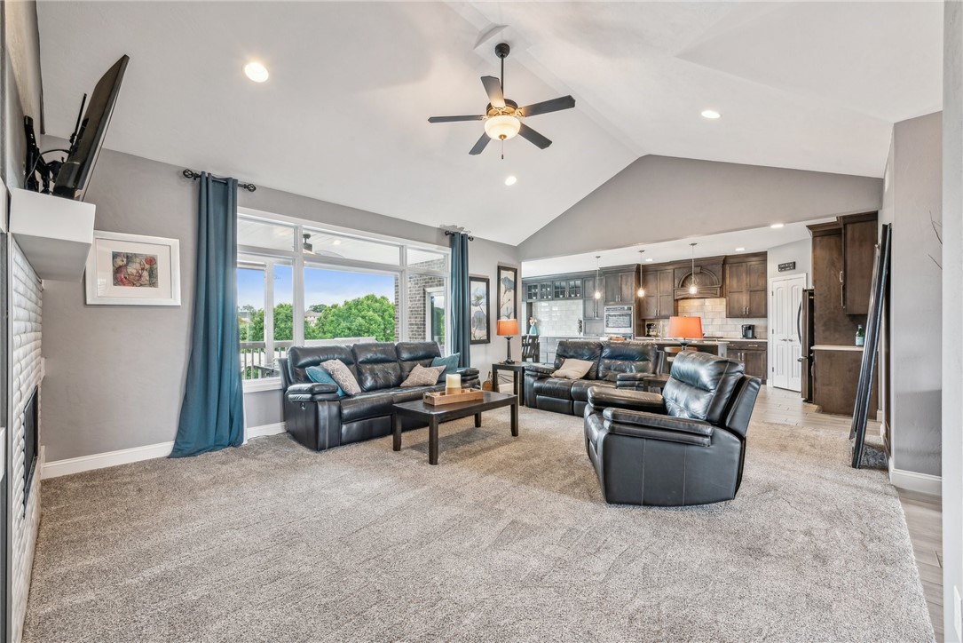 7434 Sierra Dr