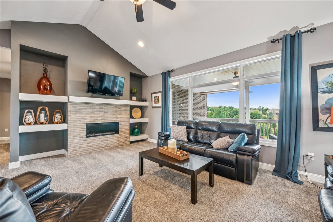 7434 Sierra Dr