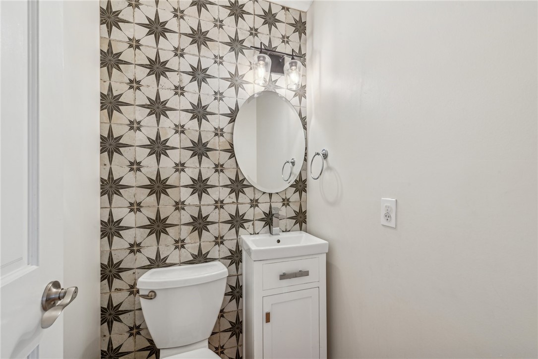 10098 Stella De Oro Dr