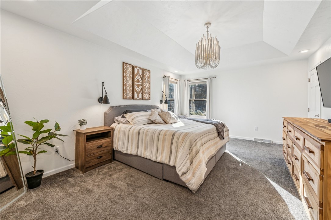 10098 Stella De Oro Dr