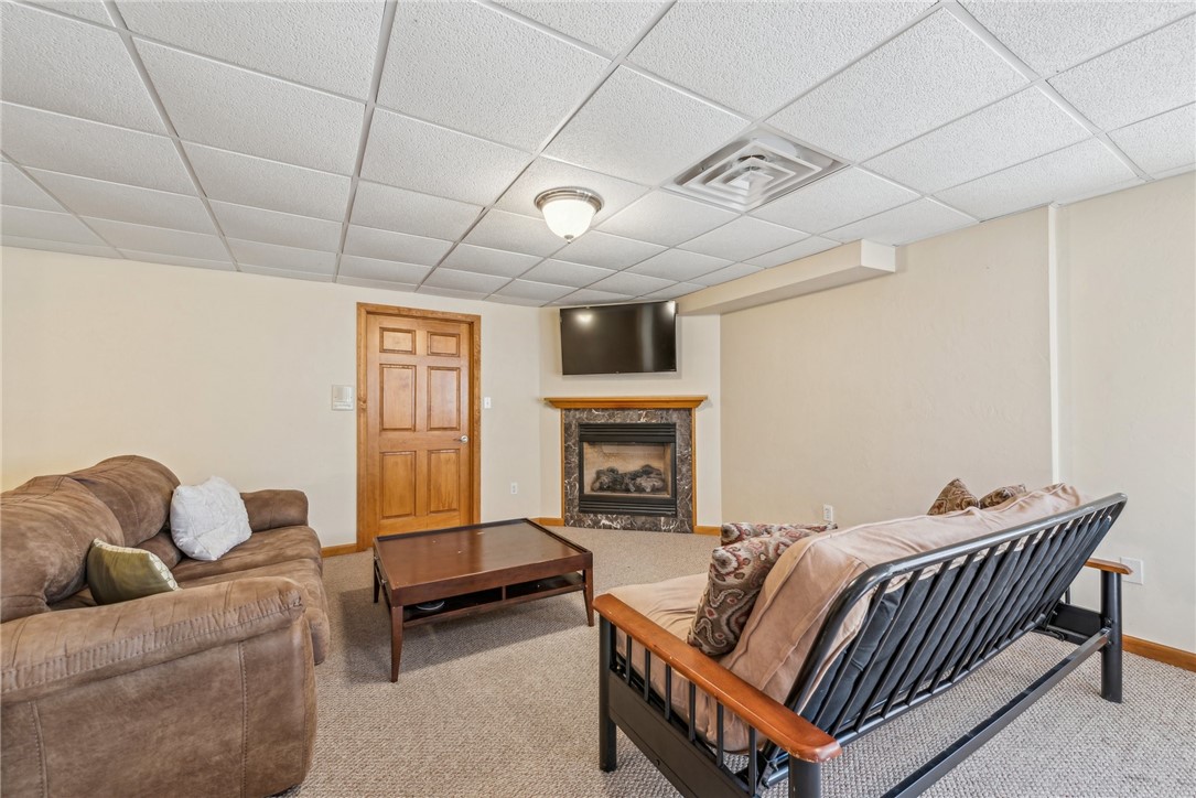 10098 Stella De Oro Dr