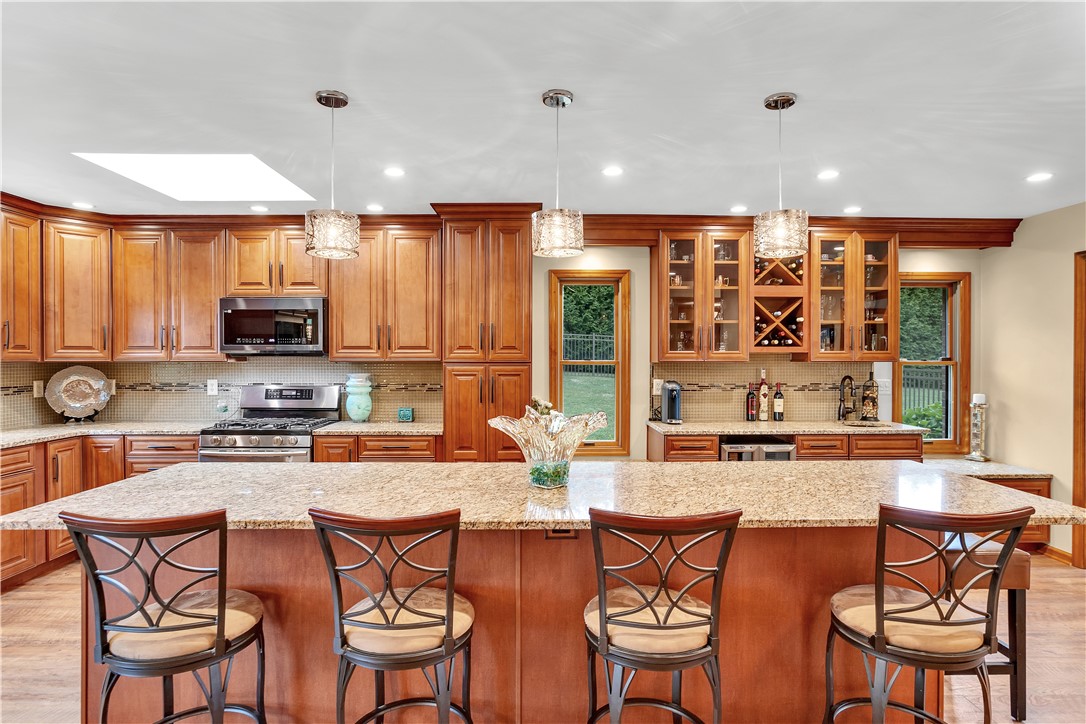 2 Brook Valley Dr.