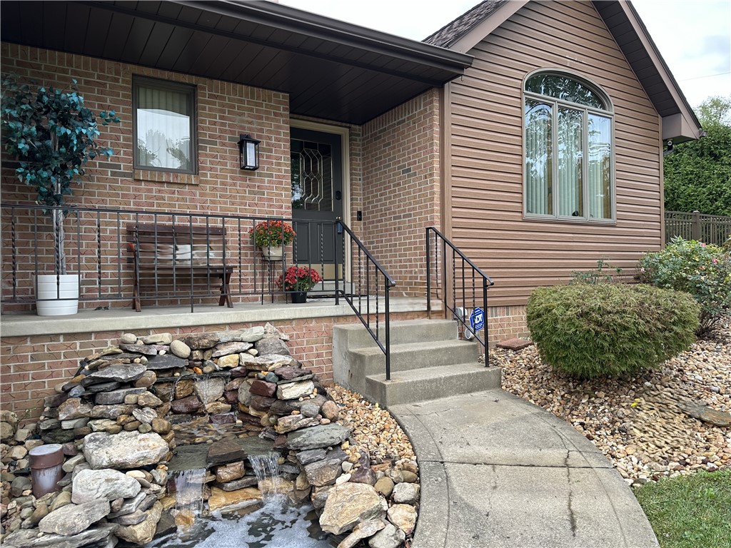 2 Brook Valley Dr.
