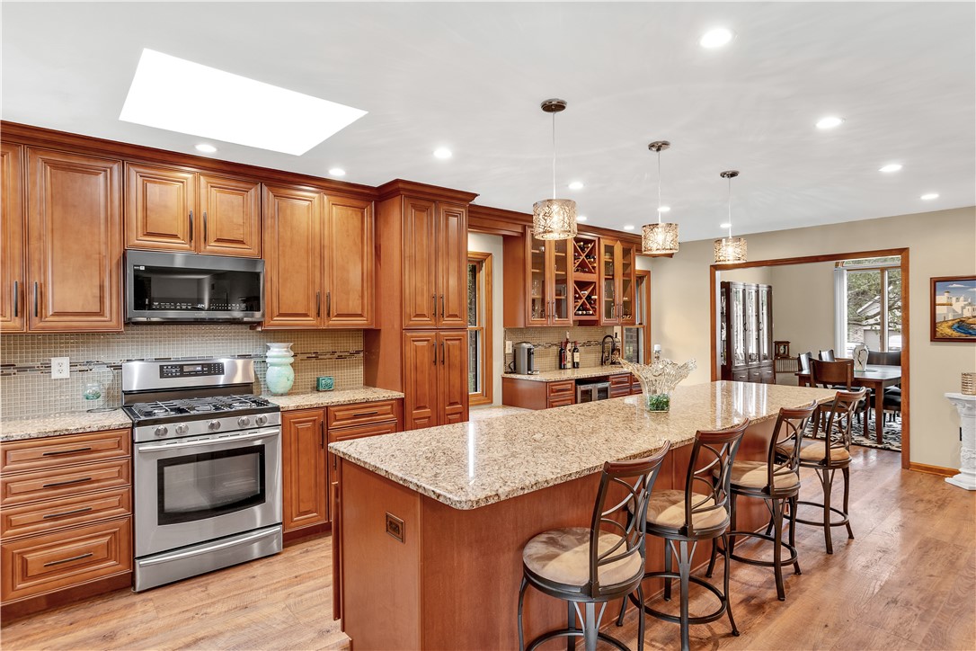 2 Brook Valley Dr.