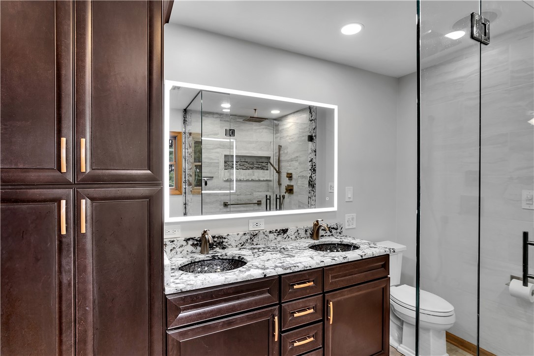 2 Brook Valley Dr.