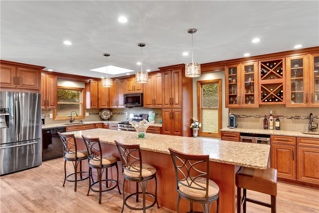 2 Brook Valley Dr.