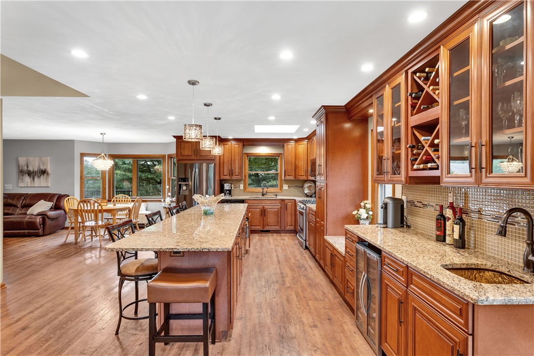 2 Brook Valley Dr.