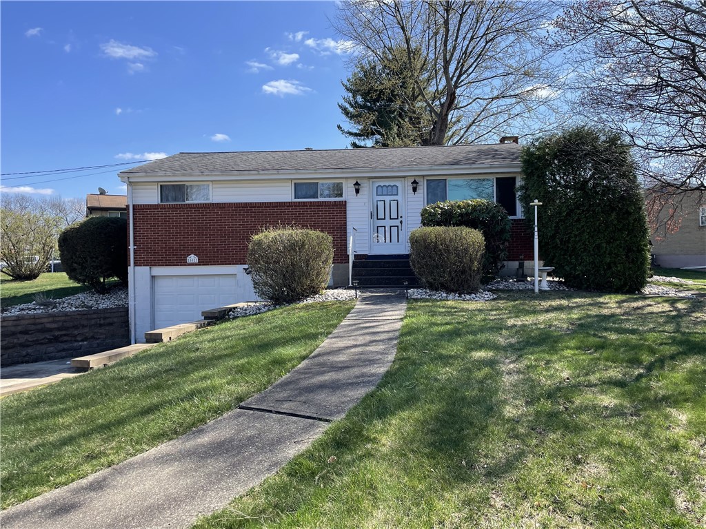 502 BLOOMFIELD DR