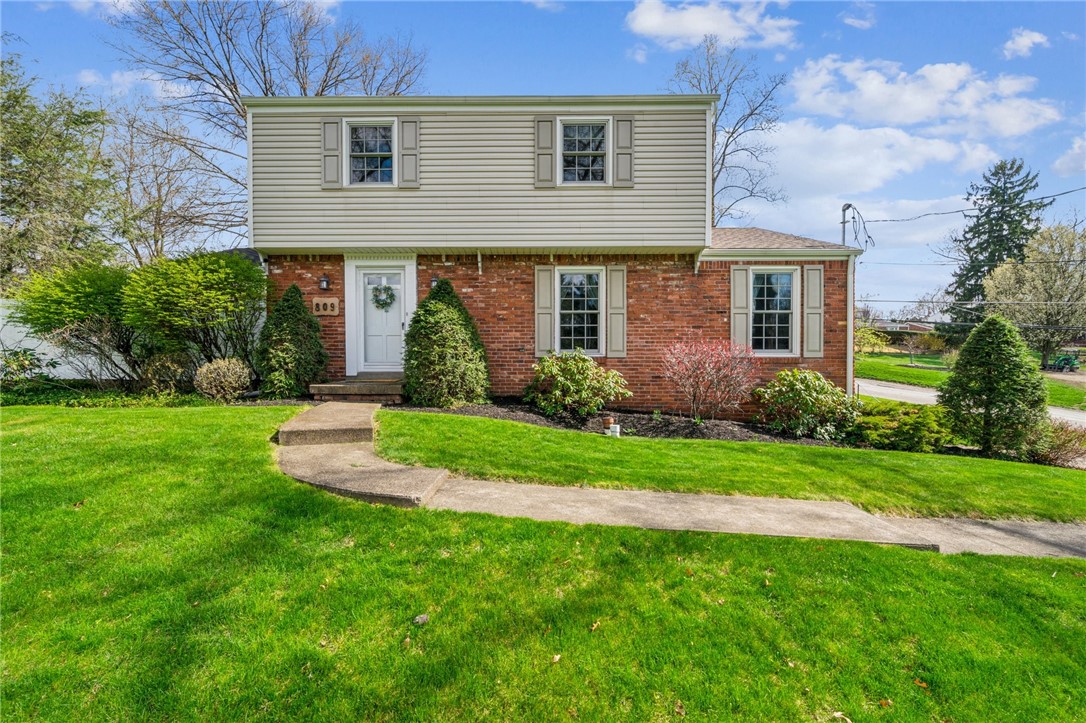 809 Broughton Rd