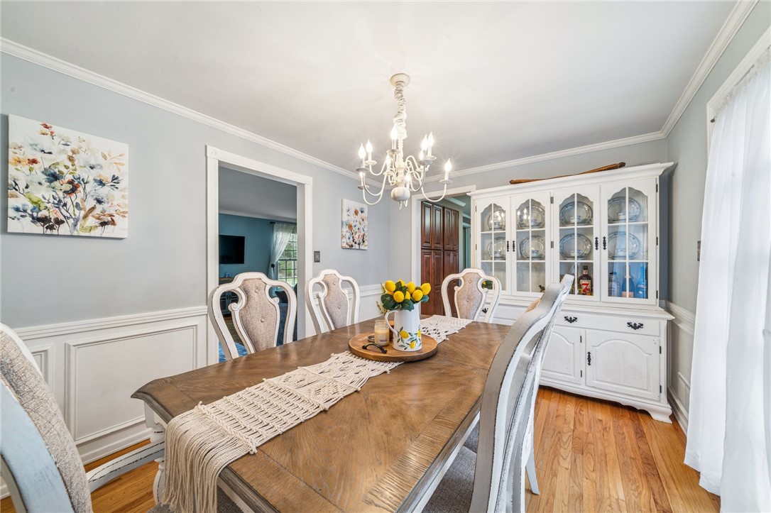 809 Broughton Rd