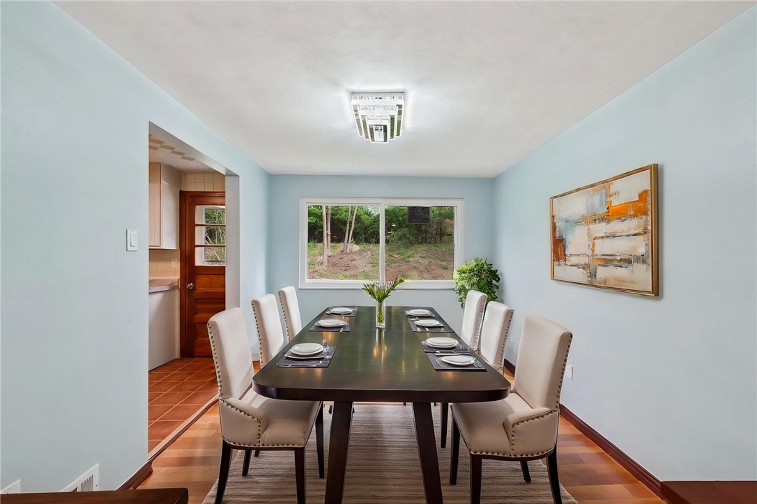 13689 Lincoln Way