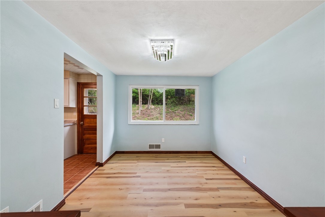 13689 Lincoln Way