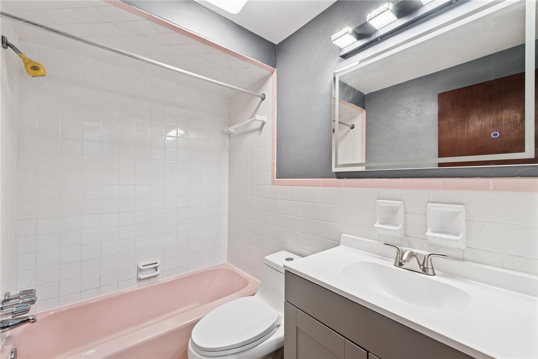 13689 Lincoln Way