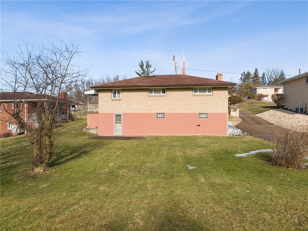 741 Whitehead Lane.