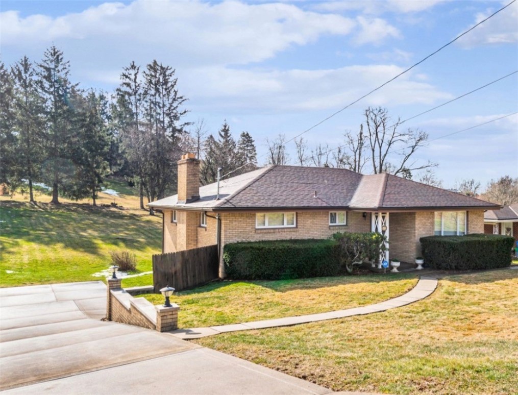 741 Whitehead Lane.