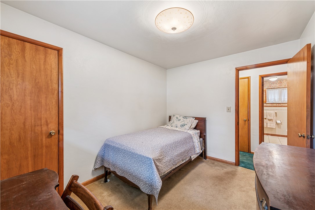 741 Whitehead Lane.