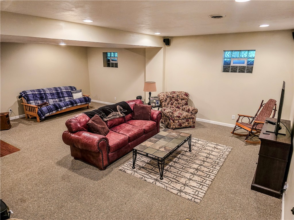 277 Dunn Rd