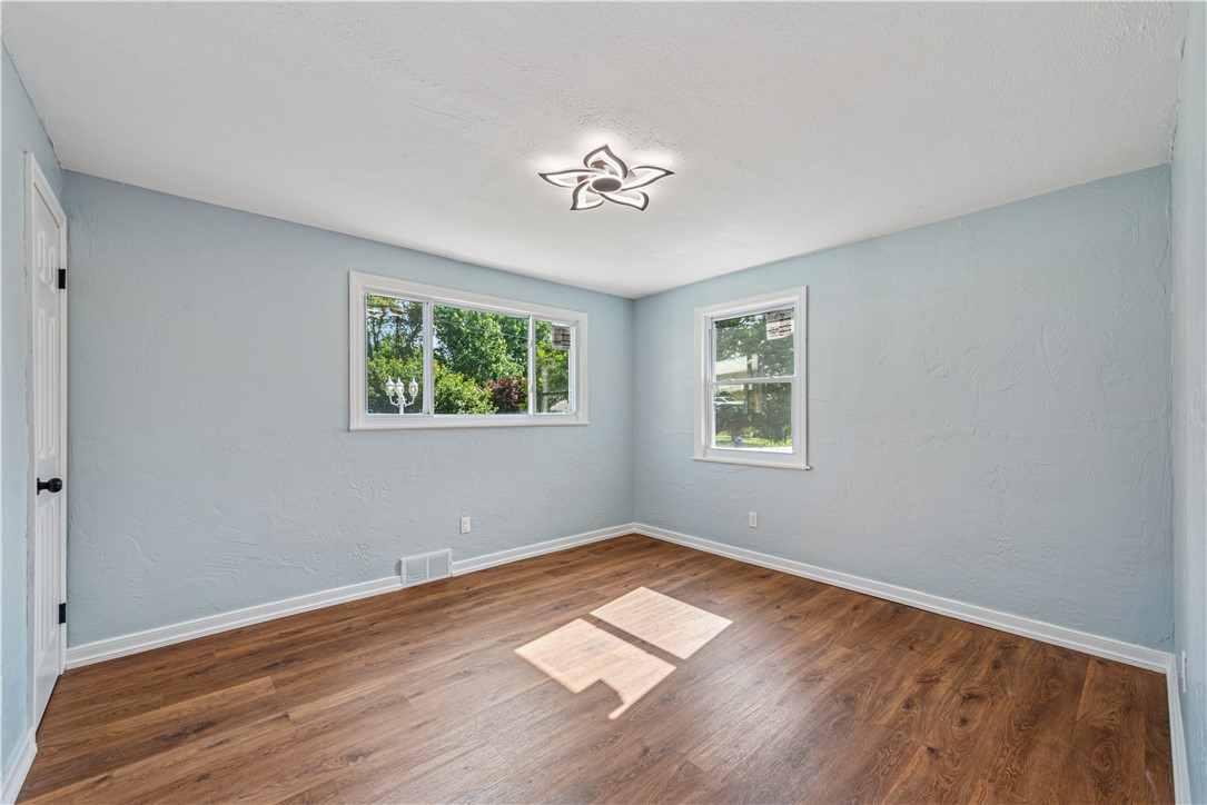 451 Charlotte Dr